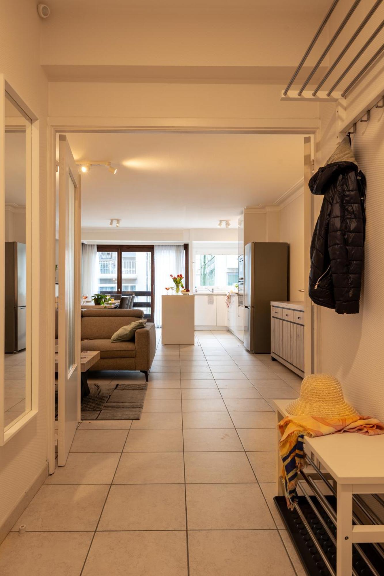 Weloveoostende - Newly Renovated Large Apartment 150M From The Beach - Including Bed Sheets And Final Clea-Ning Екстериор снимка