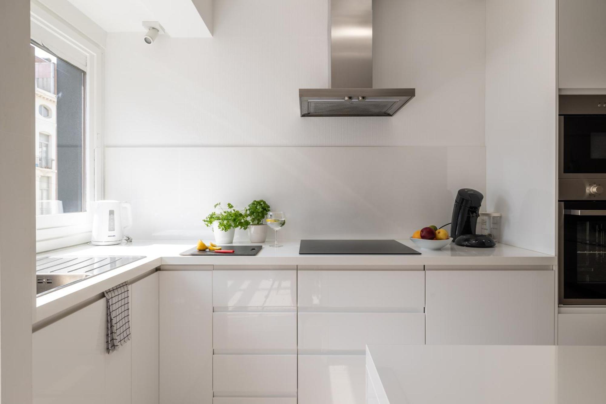 Weloveoostende - Newly Renovated Large Apartment 150M From The Beach - Including Bed Sheets And Final Clea-Ning Екстериор снимка