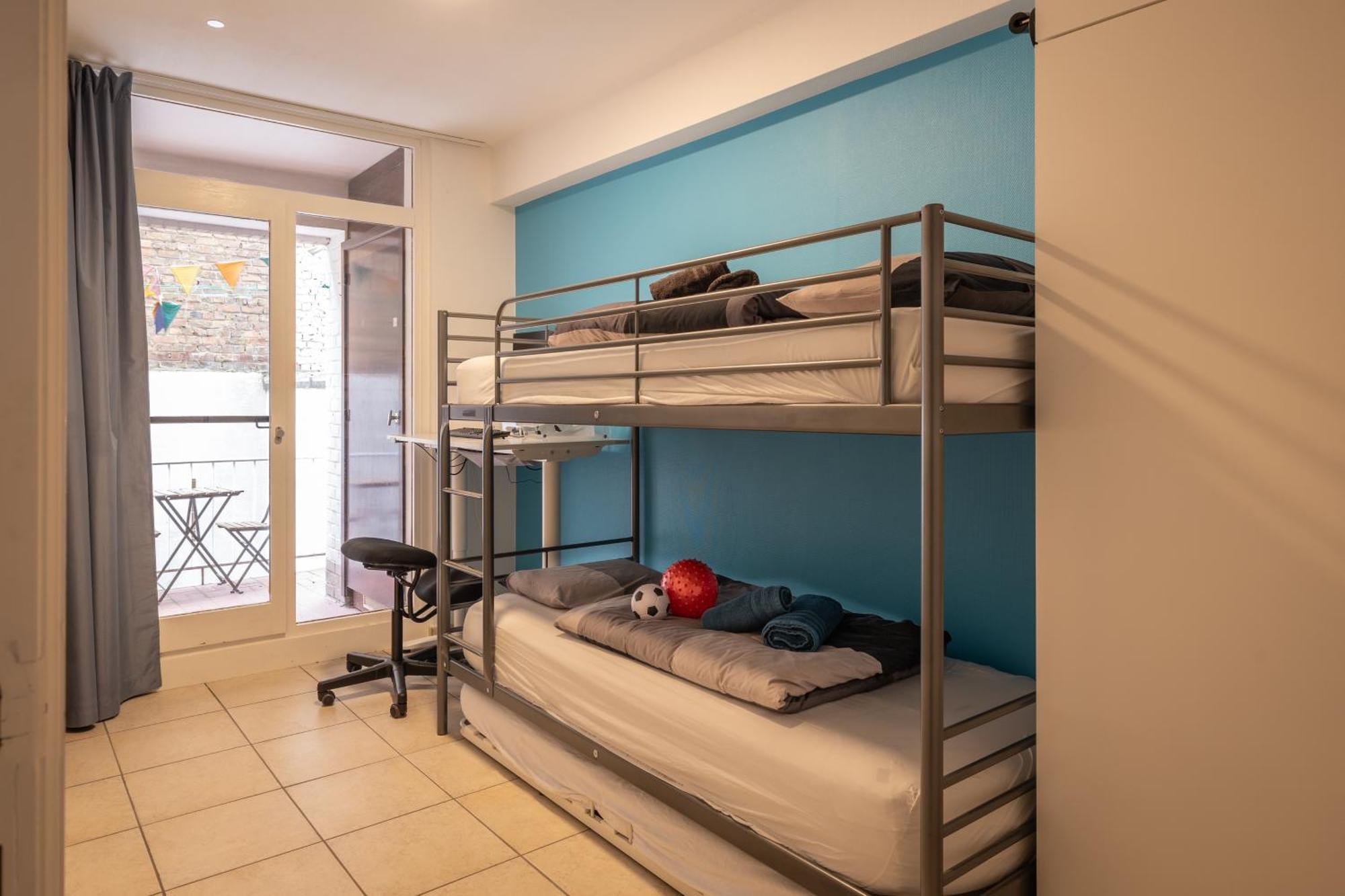 Weloveoostende - Newly Renovated Large Apartment 150M From The Beach - Including Bed Sheets And Final Clea-Ning Екстериор снимка